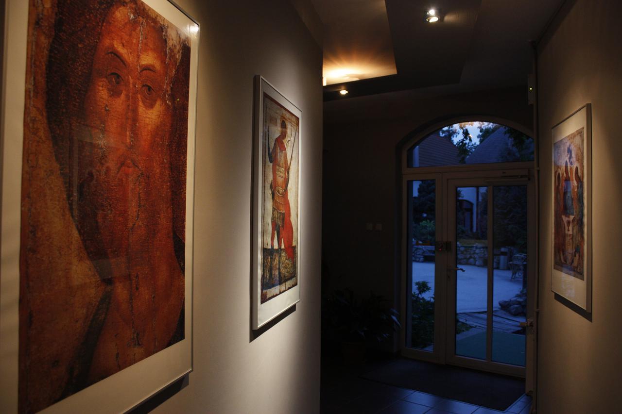 The Zen Hostel - Posticum Oradea Buitenkant foto