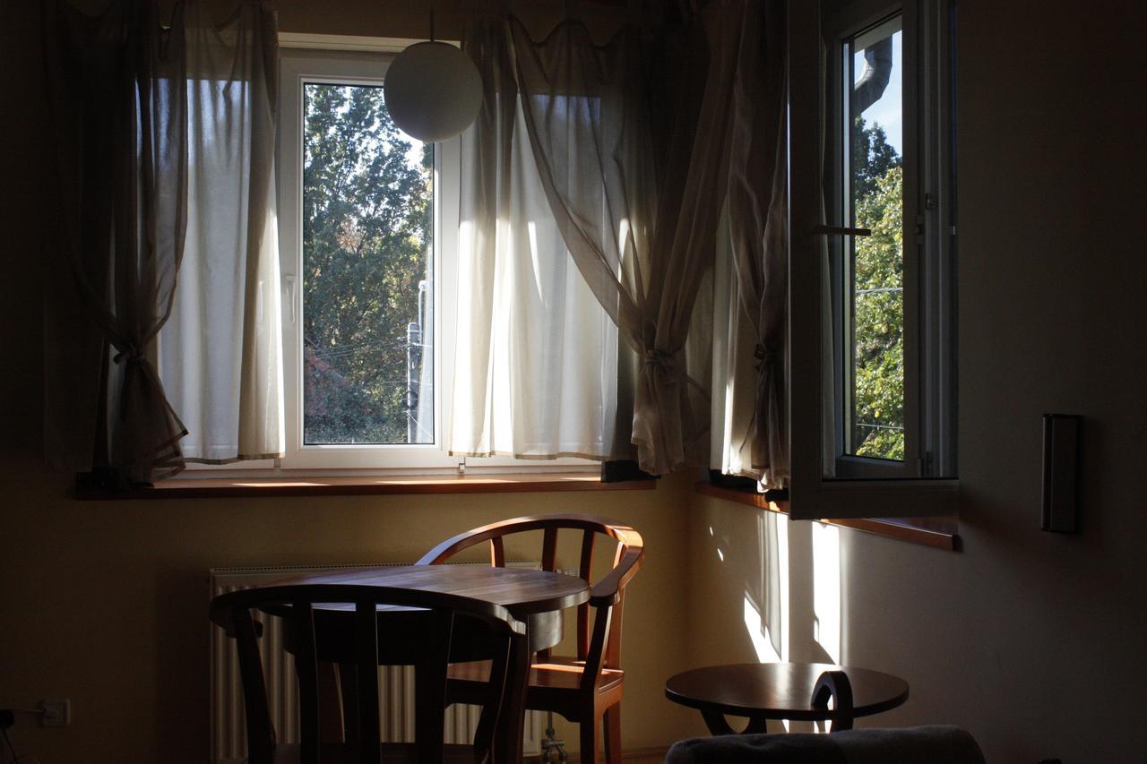 The Zen Hostel - Posticum Oradea Buitenkant foto