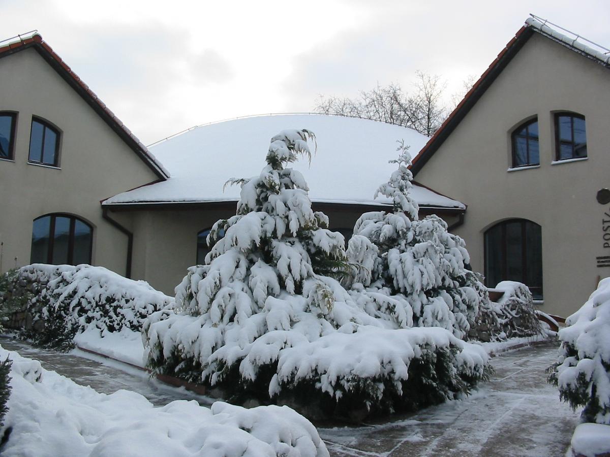 The Zen Hostel - Posticum Oradea Buitenkant foto
