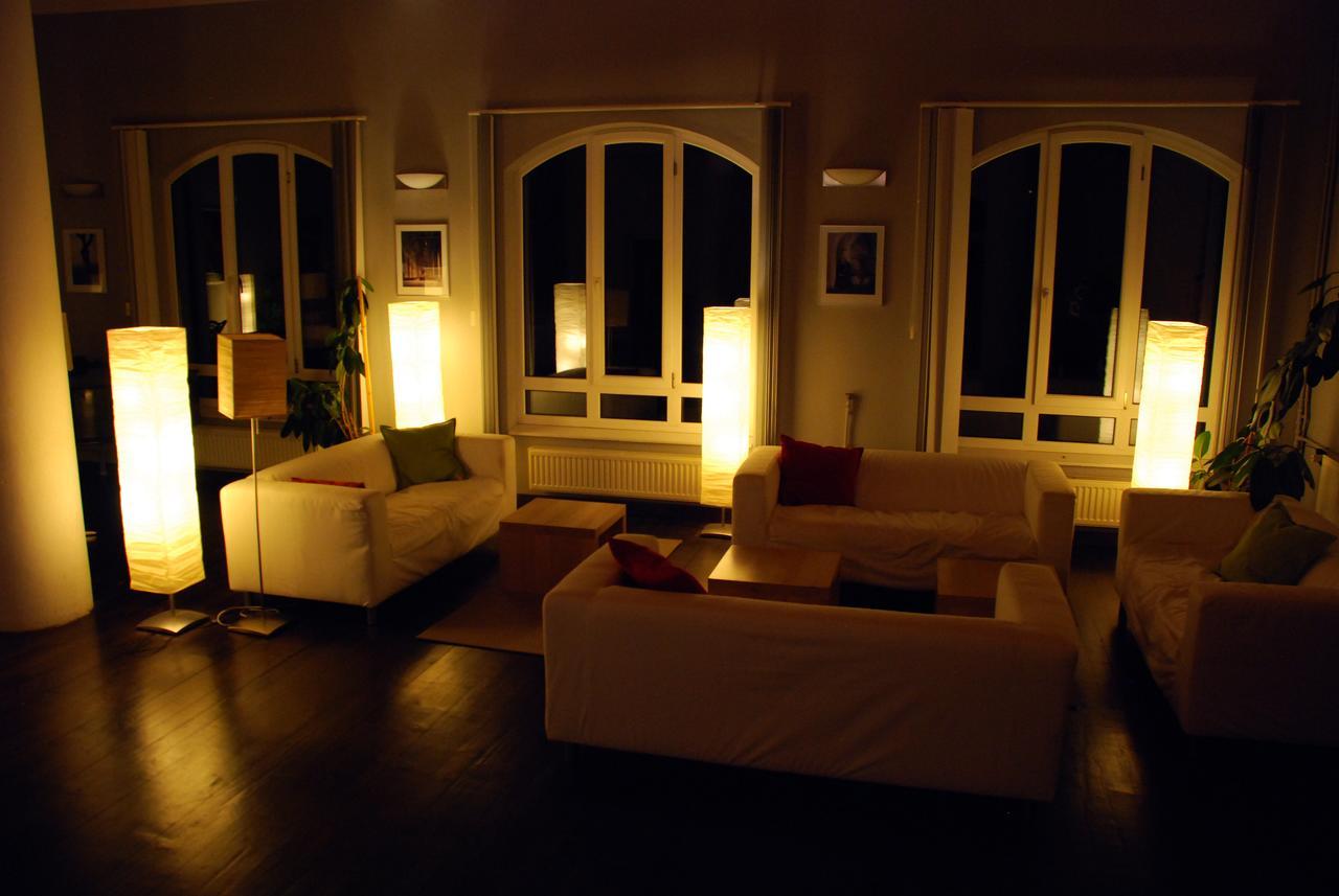 The Zen Hostel - Posticum Oradea Buitenkant foto