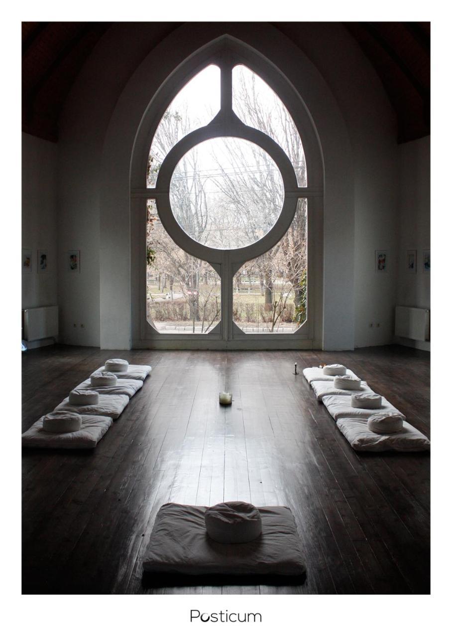 The Zen Hostel - Posticum Oradea Buitenkant foto
